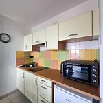 شقة Luce شيبينيك